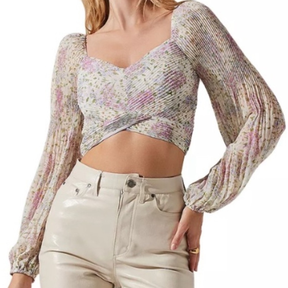 Astr Multicolor Floral Long Sleeve Blouse